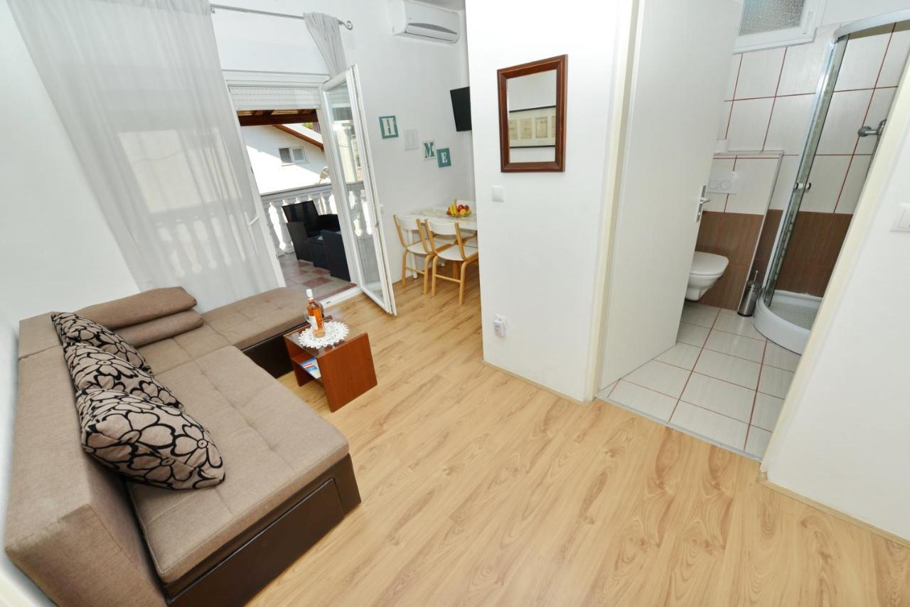 Apartmani L&R Бибине Екстериор снимка