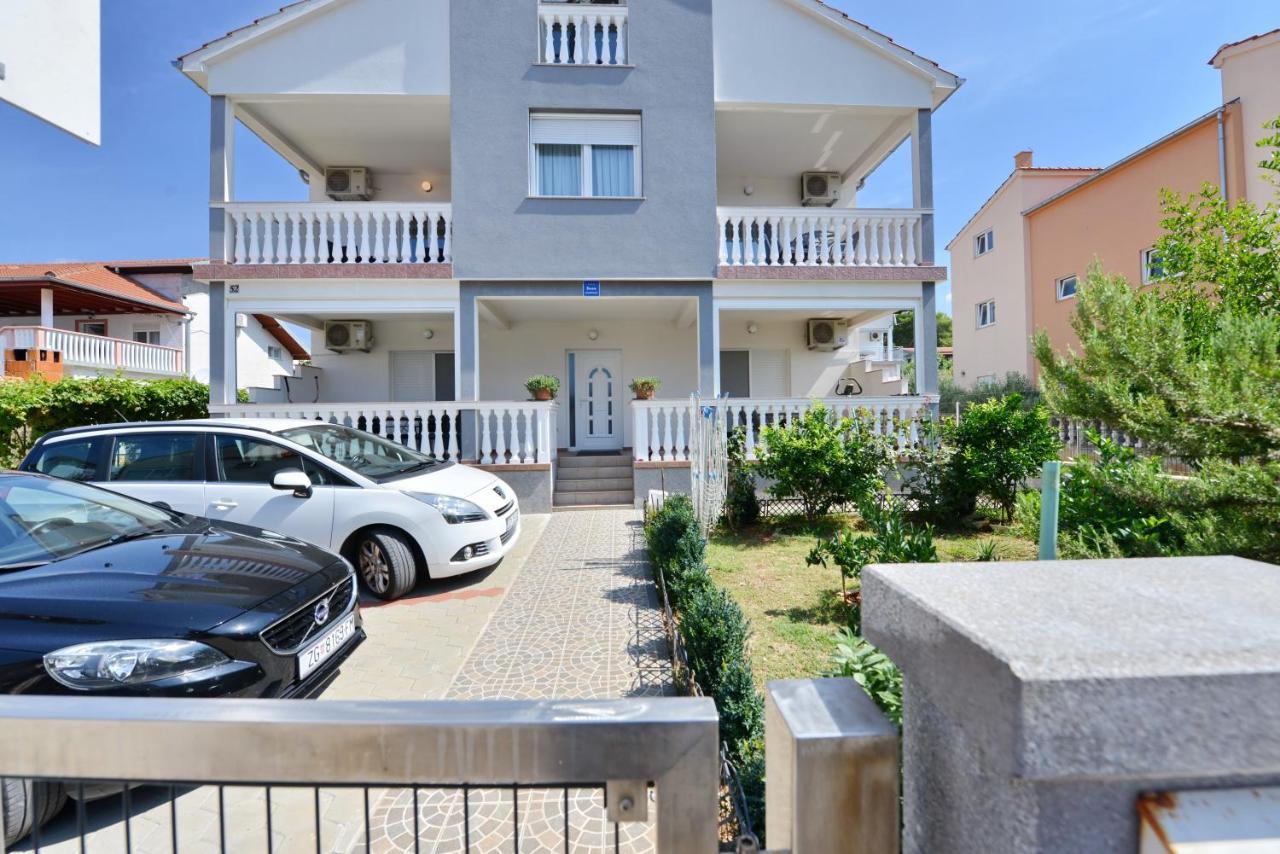 Apartmani L&R Бибине Екстериор снимка