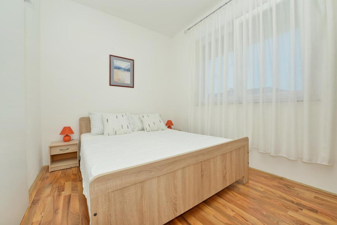 Apartmani L&R Бибине Екстериор снимка