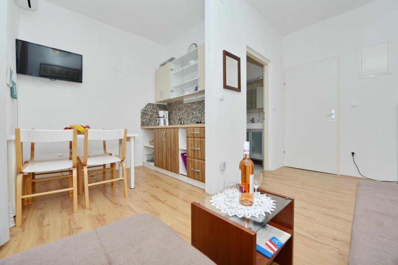 Apartmani L&R Бибине Екстериор снимка